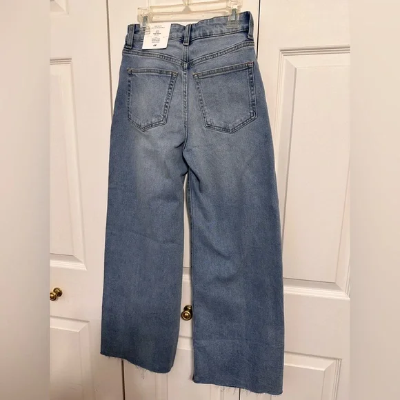 NWT H&M jeans - Picture 5 of 6